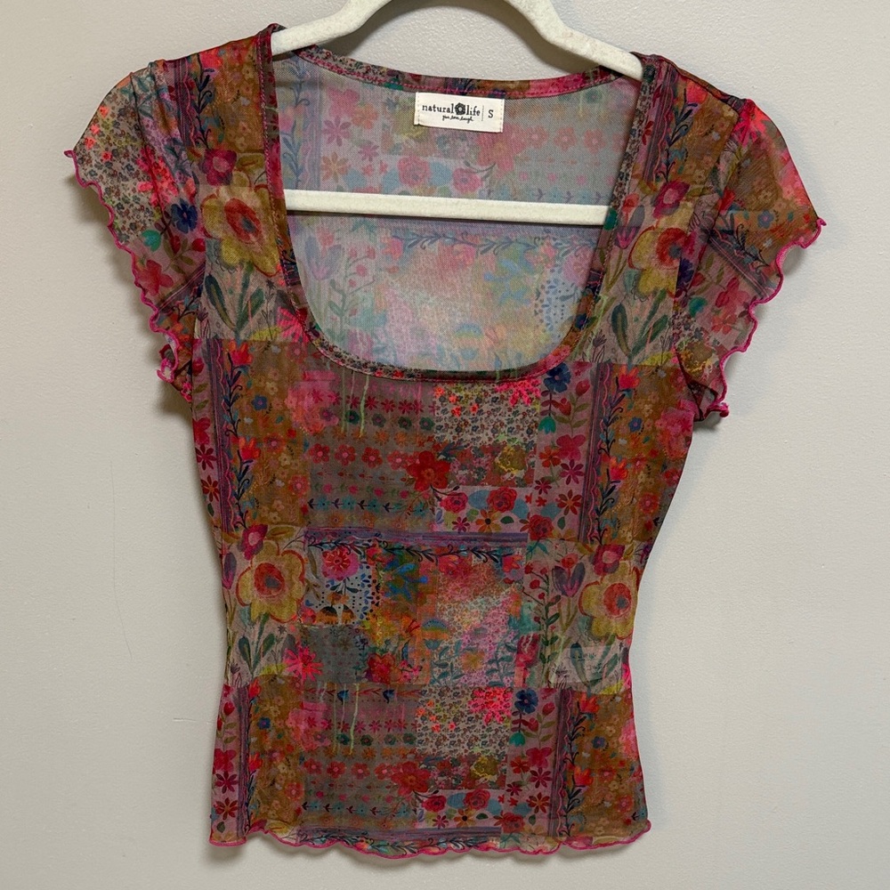 Natural Life Mesh Floral Top Size Small